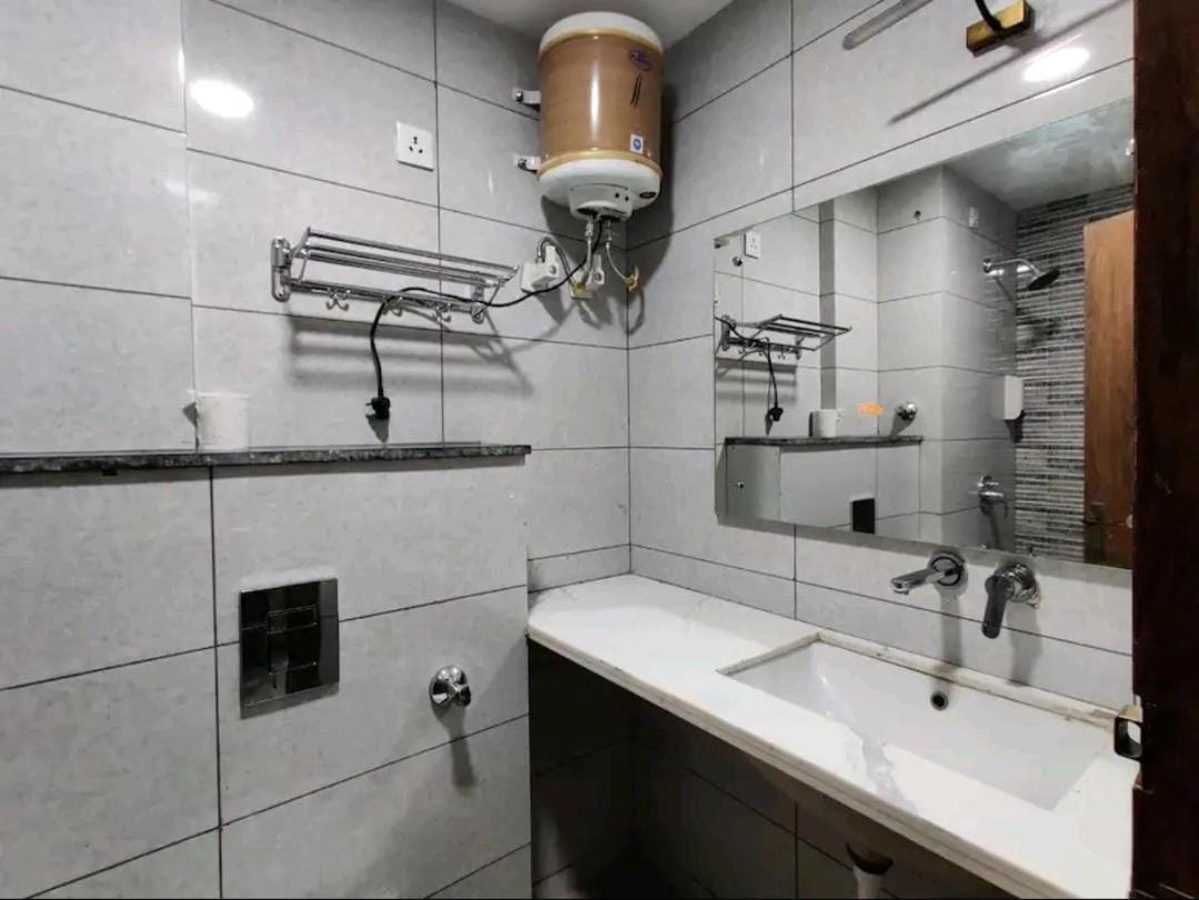 Hotel Bsh Group Noida Exterior photo